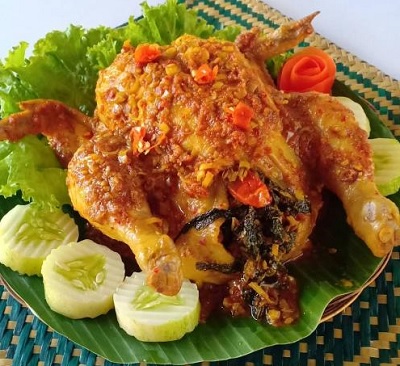 Ciri Khas Masakan Ayam Betutu Bali