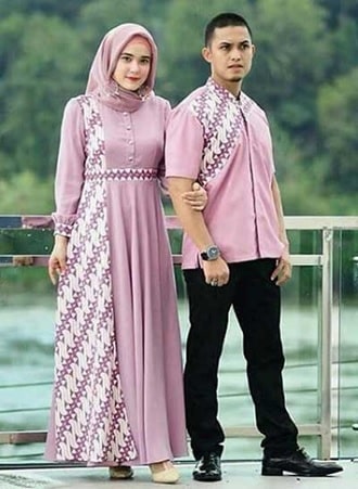 Model baju couple keluarga 2022