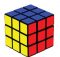 Cobalah Menghitung Berapa Kubus Kecil yang Menyusun Mainan Rubik